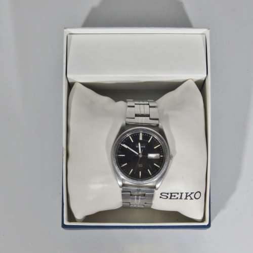 Seiko 5 quartz watches on sale